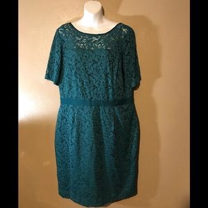 Danny & Nicole green lace dress size 16